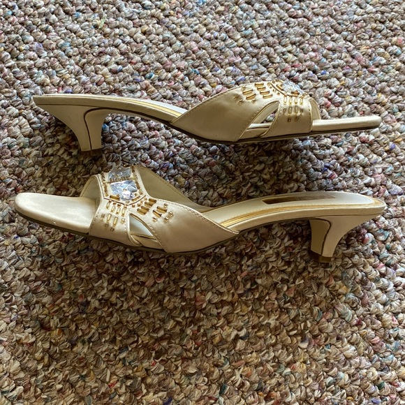 Ann Marino heeled sandals/slides with jewels - Picture 6 of 10